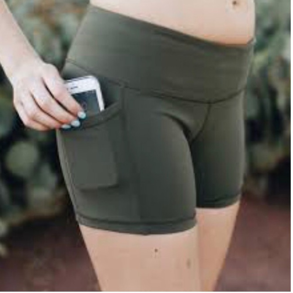 Senita rio shorts in green